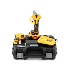 Надійний та потужний секатор Instrumentop DCMPP550P1 для садових робіт