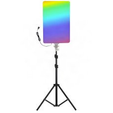 PM-60 RGB: потужна LED лампа для фотостудії